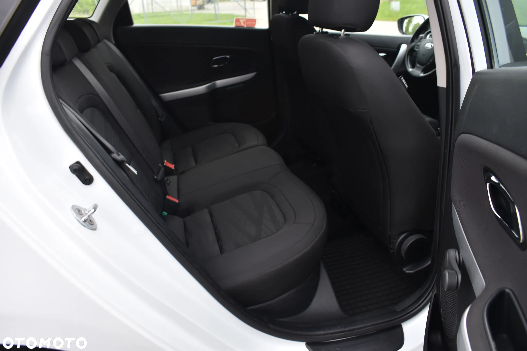 Kia Ceed 1.4 S - 14