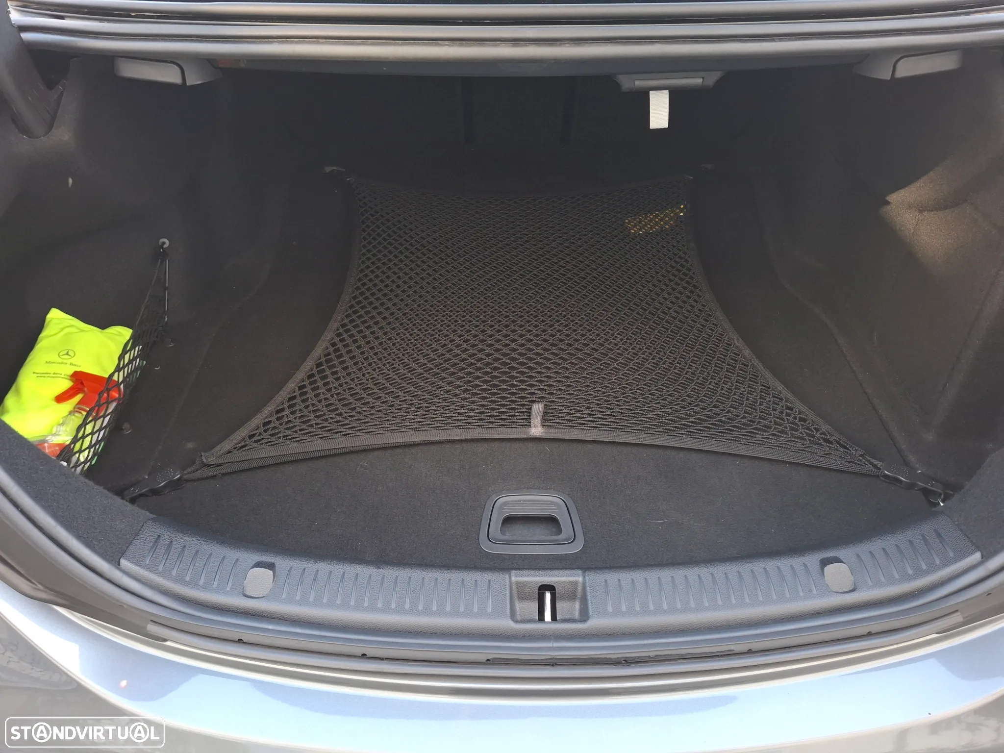 Mercedes-Benz E 220 d Avantgarde+ - 13