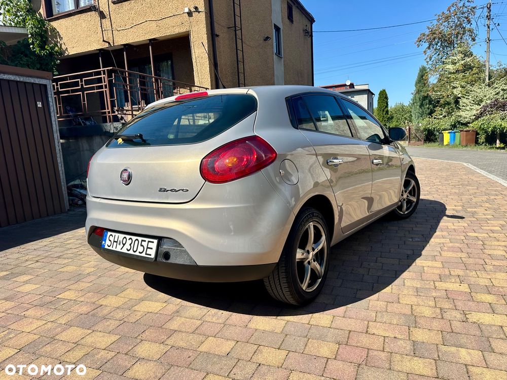 Fiat Bravo 1.4 T-JET 16V Dynamic - 3