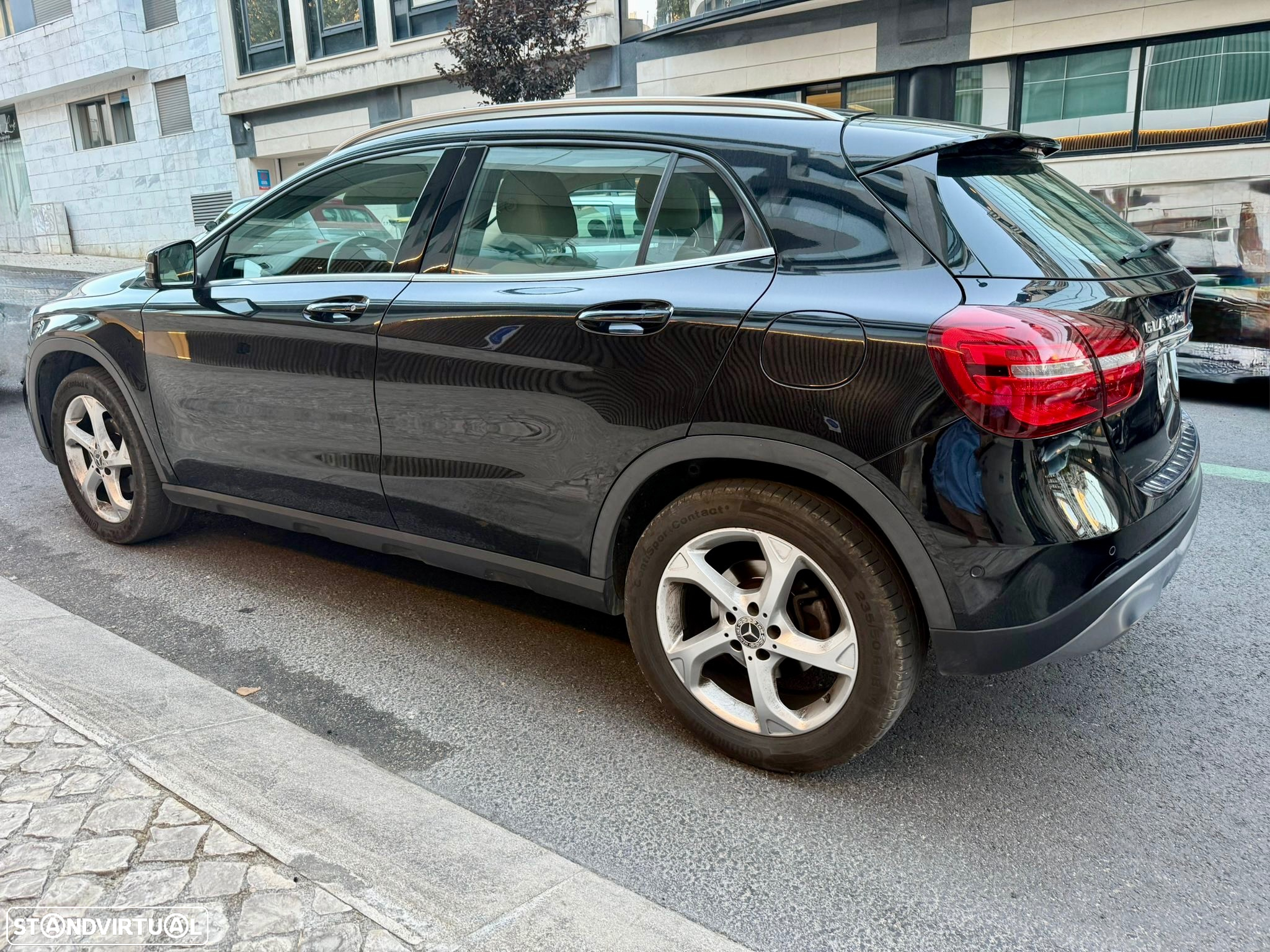 Mercedes-Benz GLA 180 d Urban Aut. - 9