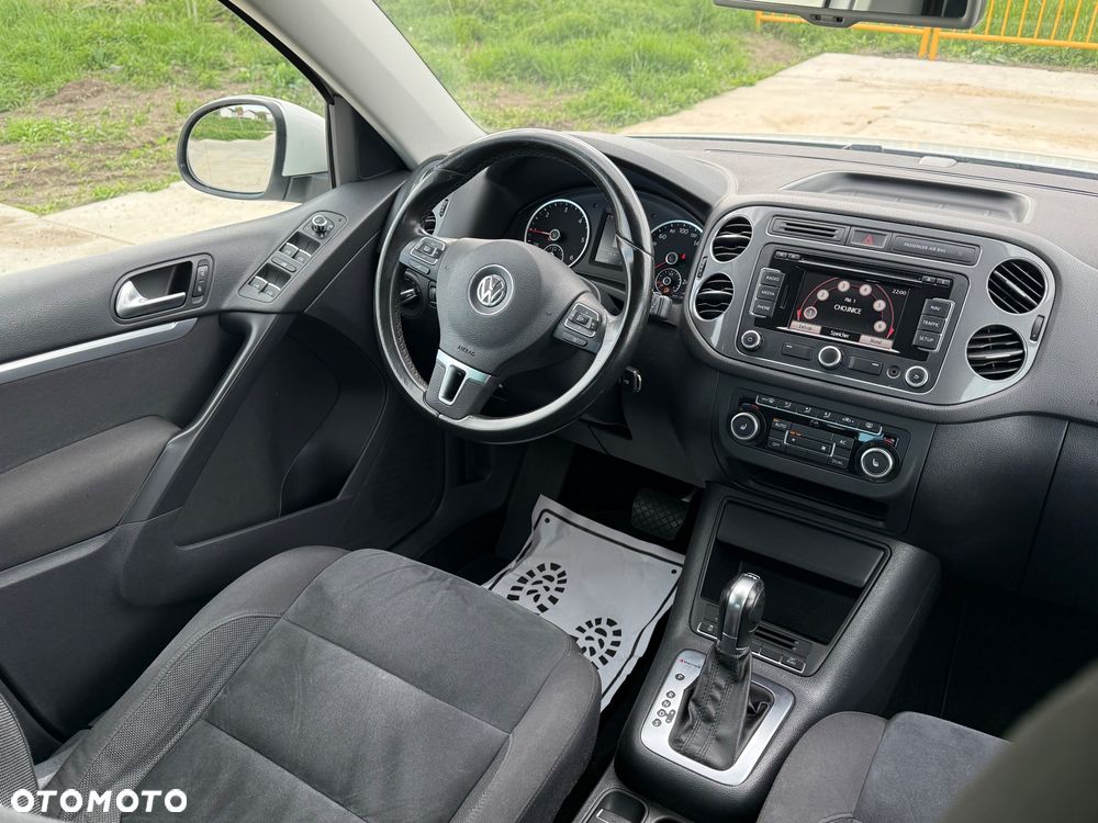 Volkswagen Tiguan 2.0 TDI DPF 4Motion BlueMotion Technology DSG Exclusive - 26