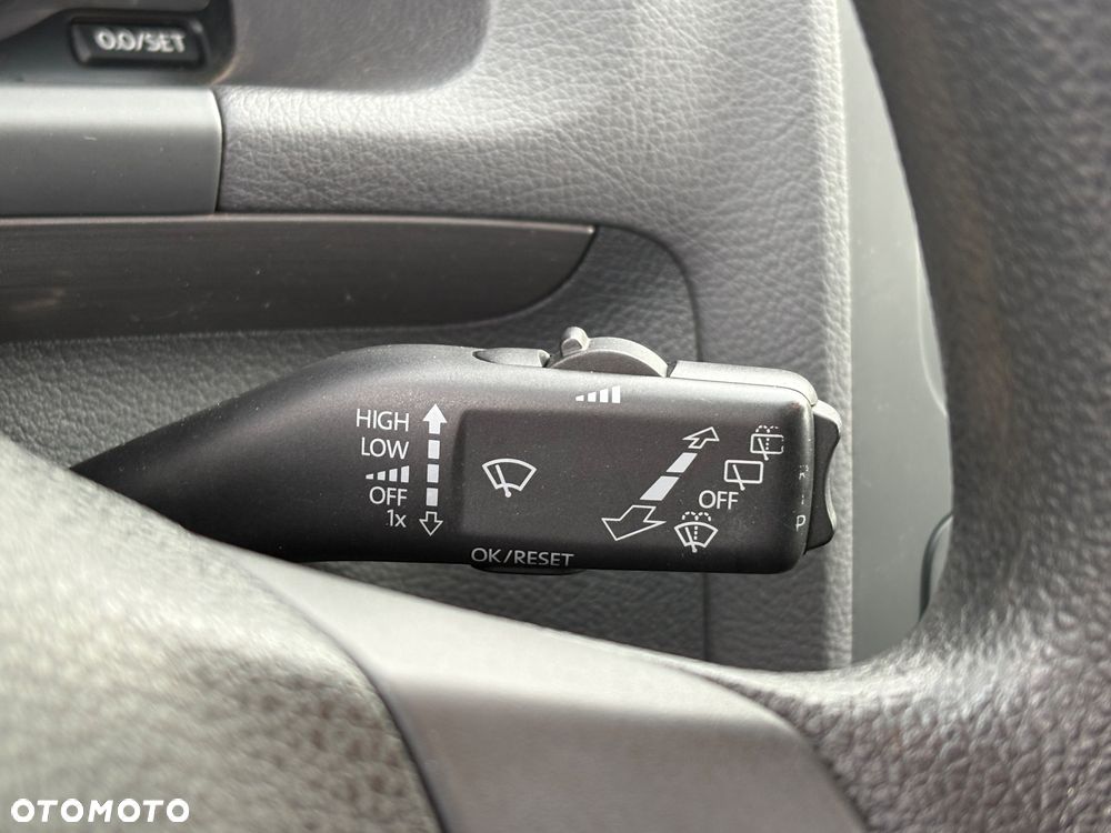 Volkswagen Touran 1.2 TSI BlueMotion Technology MATCH - 25