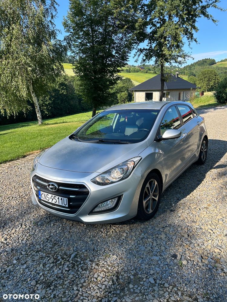Hyundai i30 blue 1.6 CRDi Classic - 1