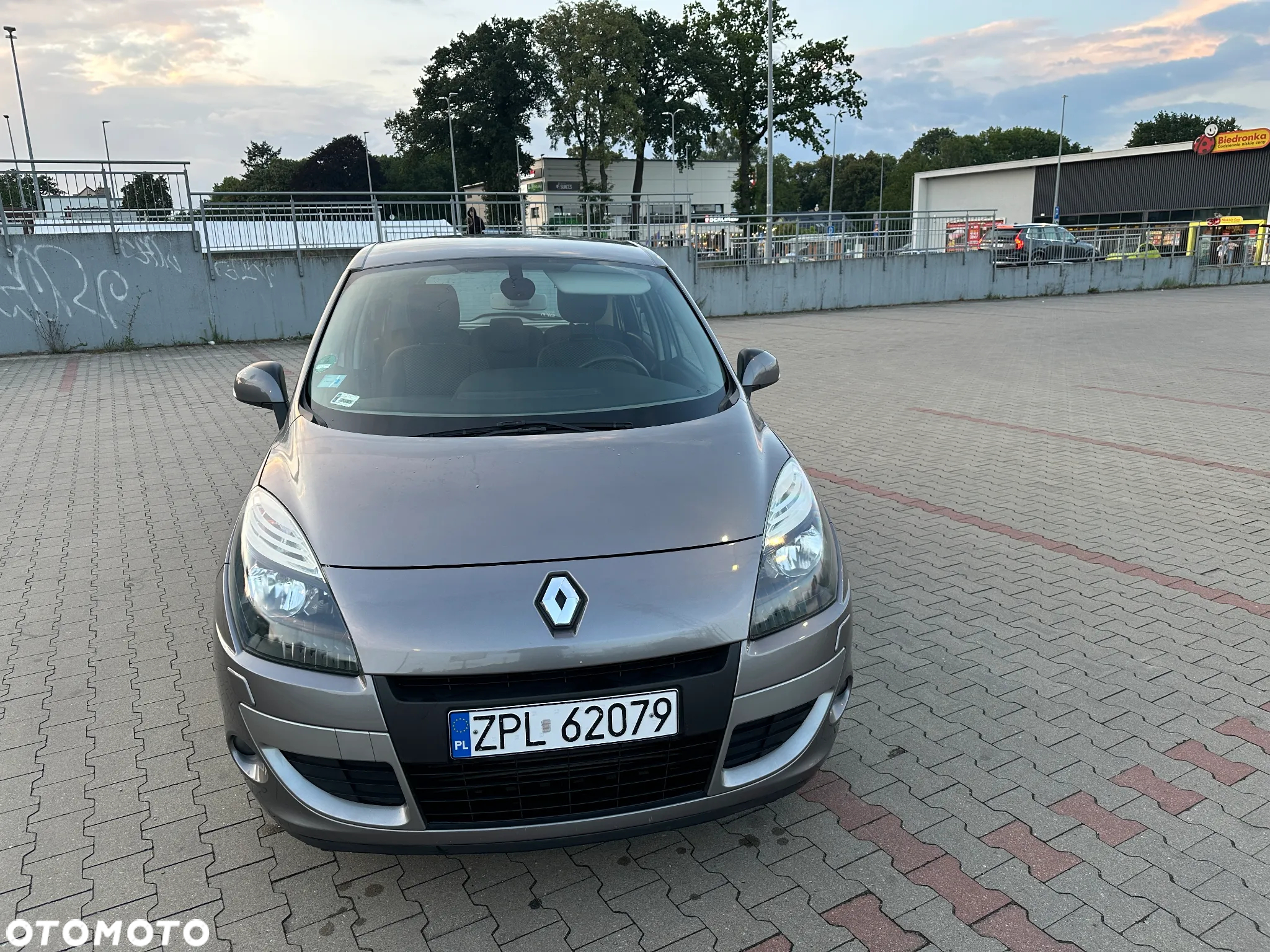 Renault Scenic 1.5 dCi Authentique - 6