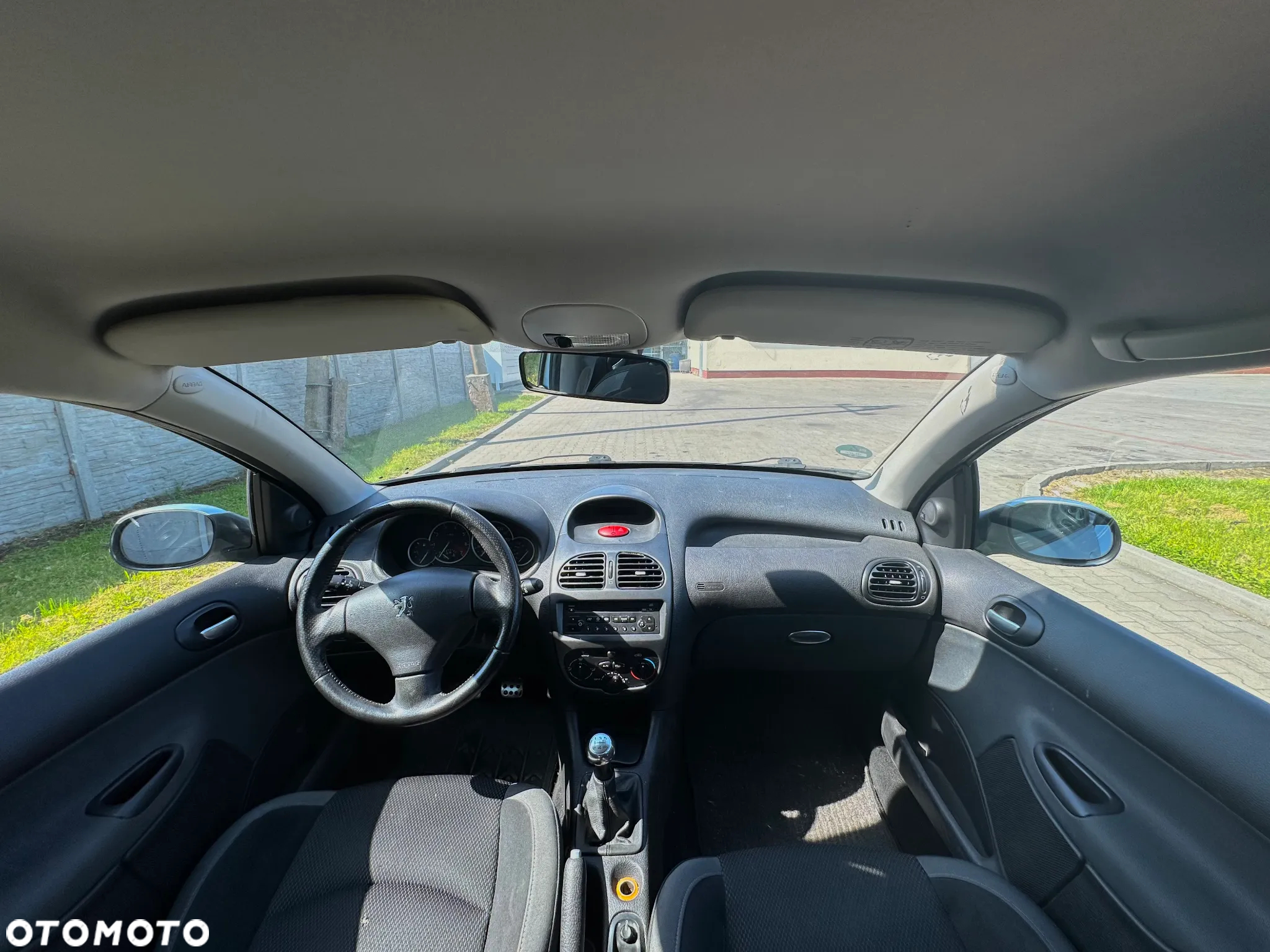 Peugeot 206 - 10