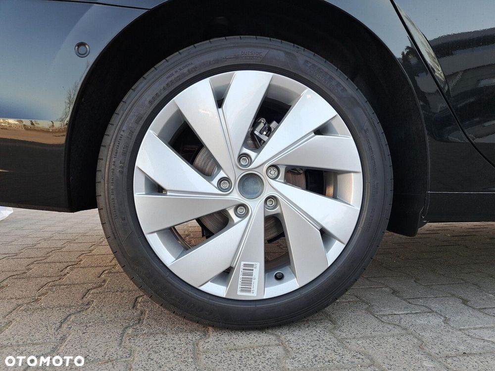 Volkswagen Golf Variant - 19