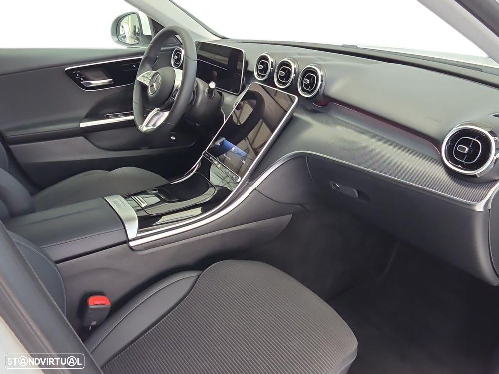 Mercedes-Benz C 220 d Avantgarde - 23