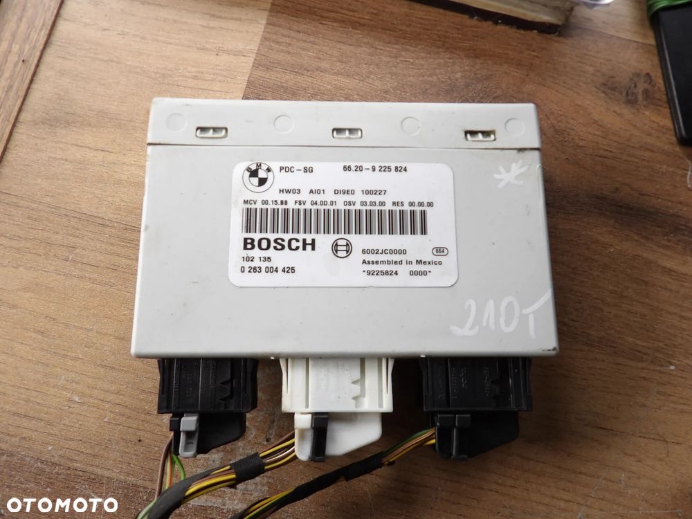 BMW - E81,E84,E87,E90,E91 - MODUŁ PARKOWANIA - PDC - 9225824 - 1