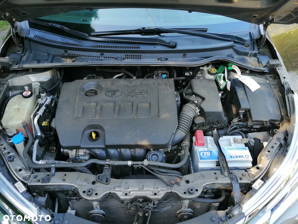 Toyota Corolla 1.6 Comfort - 21