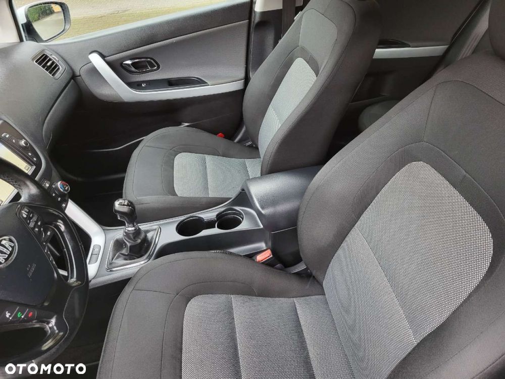 Kia Ceed - 22