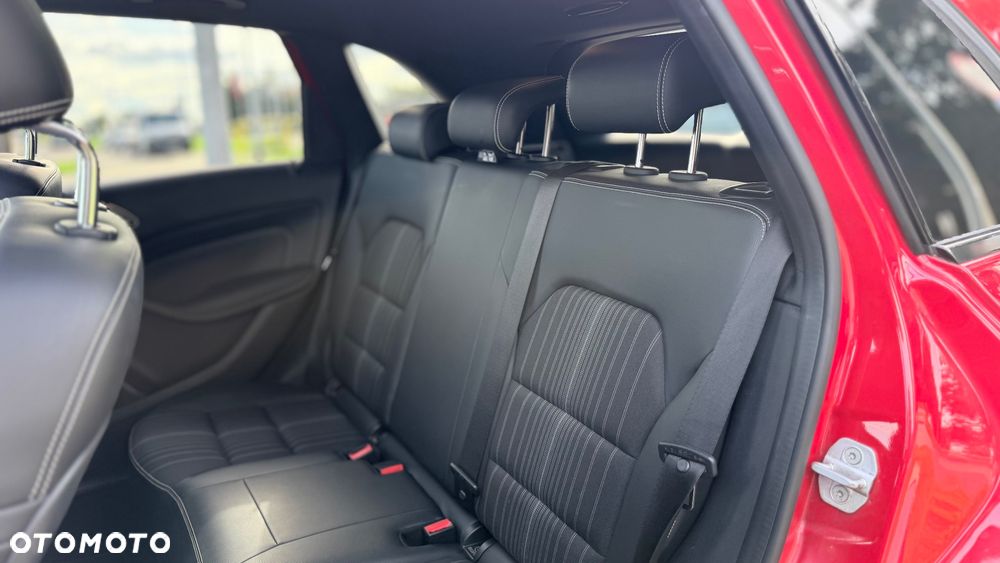 Mercedes-Benz Klasa B 180 BlueEFFICIENCY Edition - 24