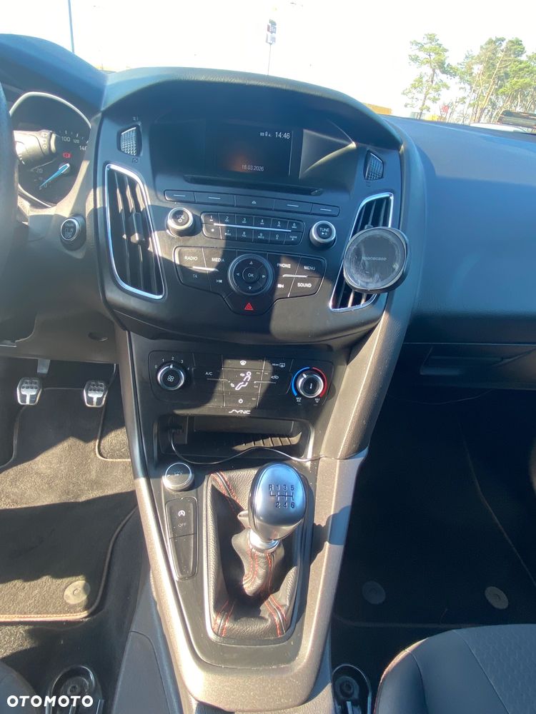 Ford Focus 1.5 EcoBoost ST-Line Red ASS - 11