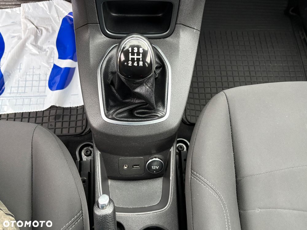 Ford Fiesta 1.25 SYNC Edition - 16