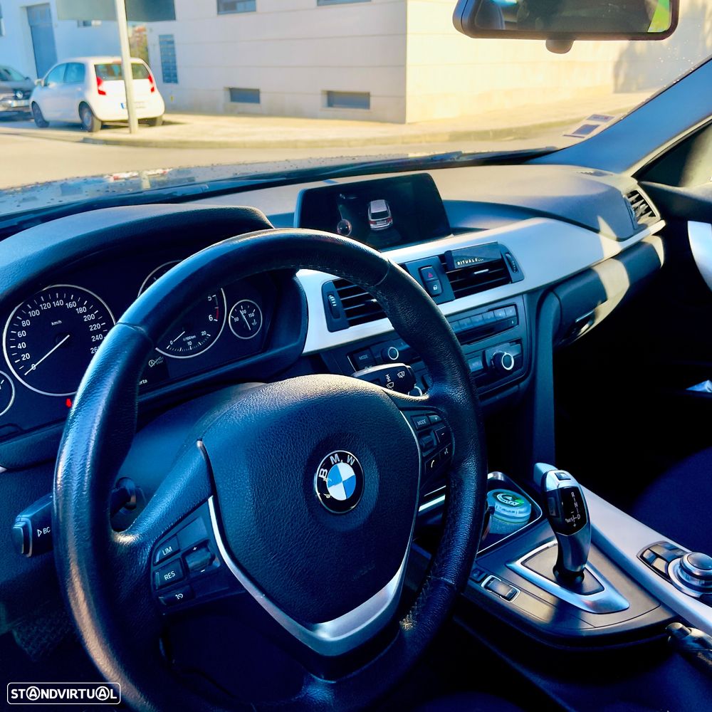 BMW 320 - 7