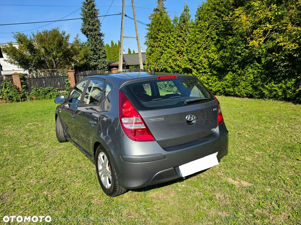 Hyundai i30 1.4 Comfort - 17