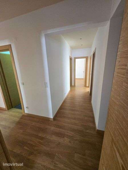 Apartamento t5 Avenidas Novas Lisboa - Grande imagem: 2/12