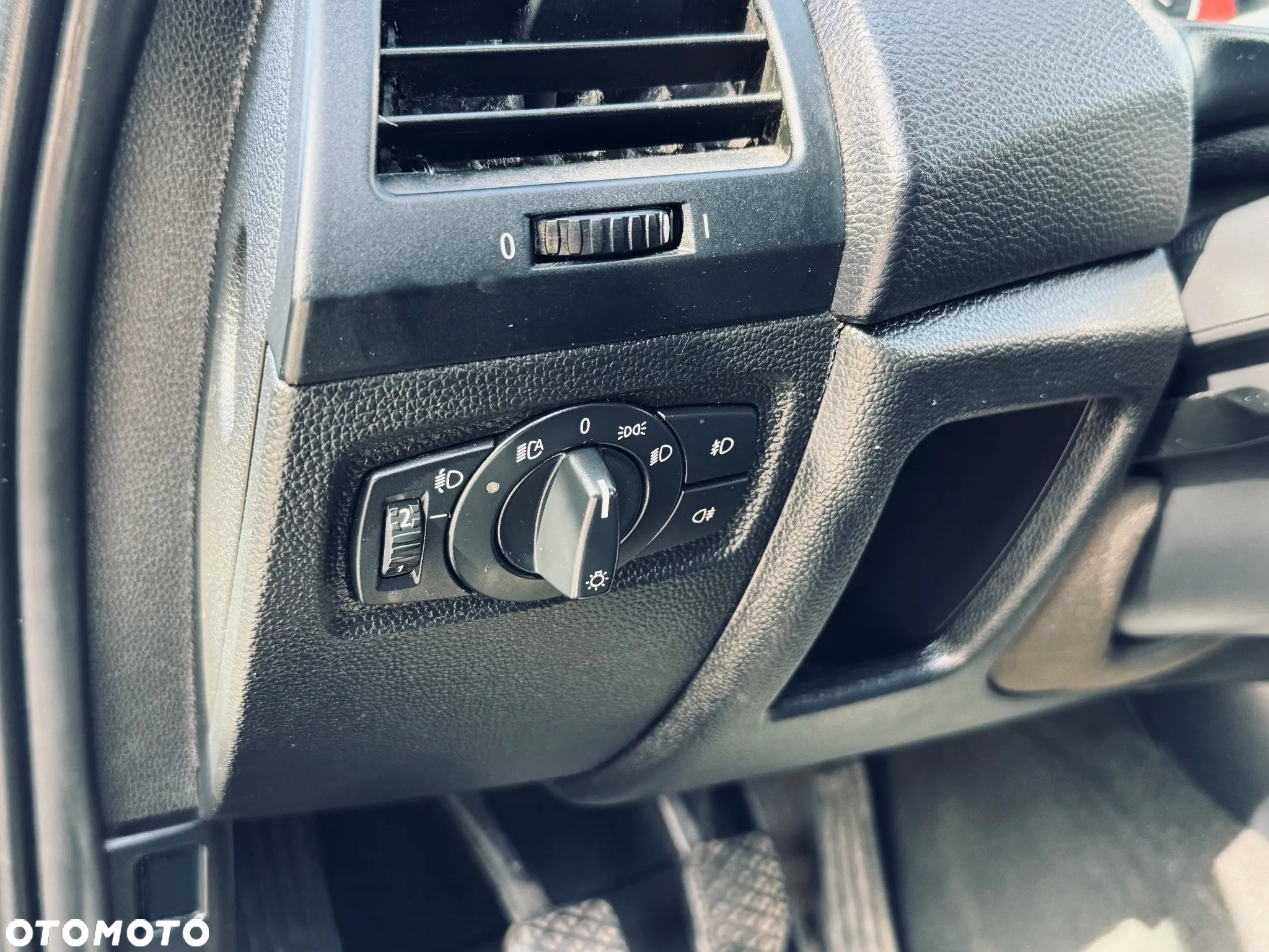 BMW Seria 1 116i - 19