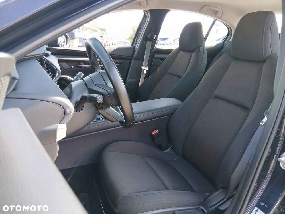 Mazda 3 - 17