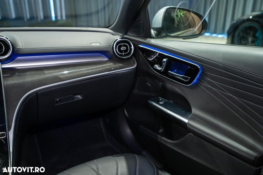 Mercedes-Benz C - 31