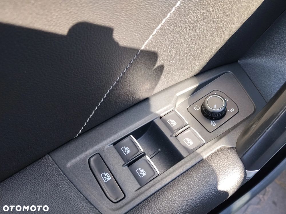 Volkswagen Tiguan - 19