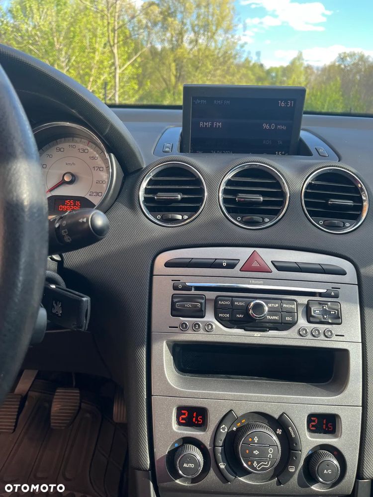 Peugeot 308 1.6 Trendy Navtech - 10