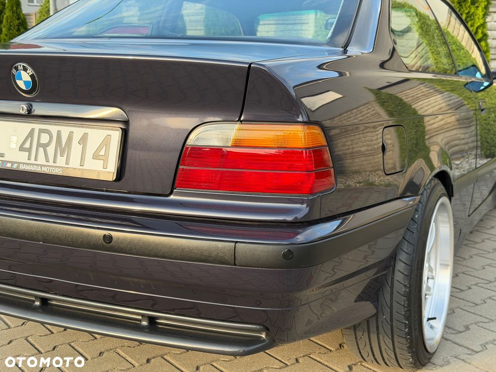 BMW Seria 3 316i - 12