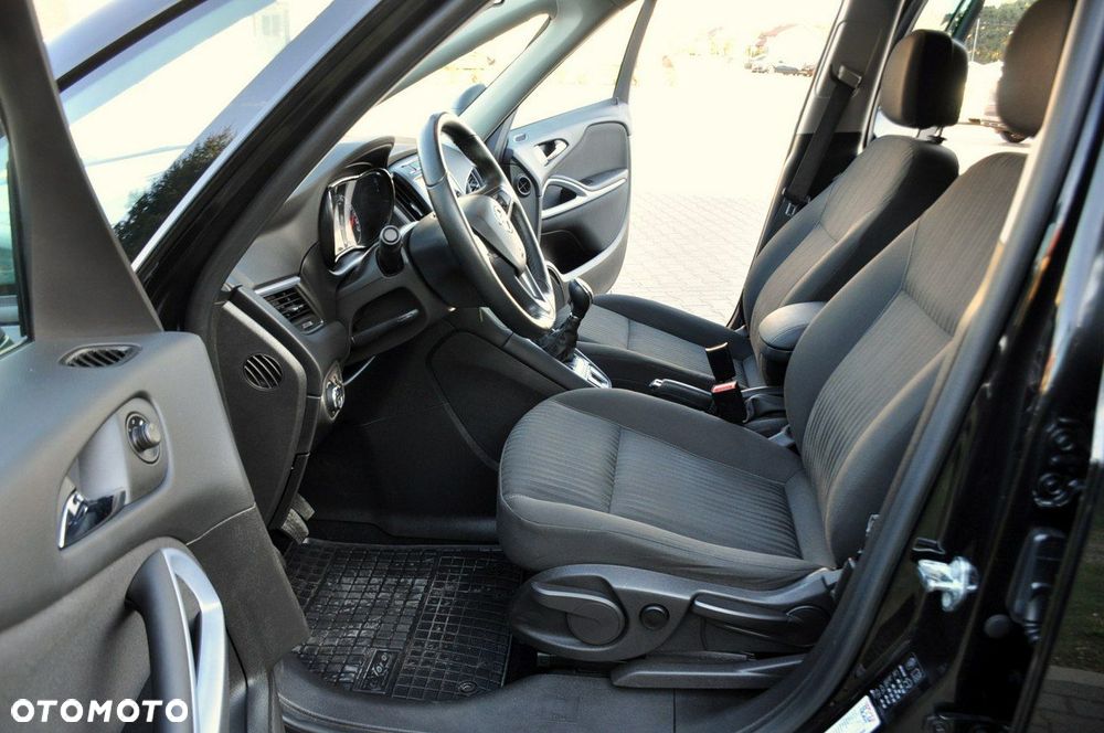 Opel Zafira - 21