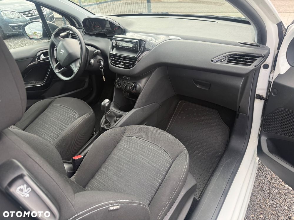 Peugeot 208 68 VTI Access - 11