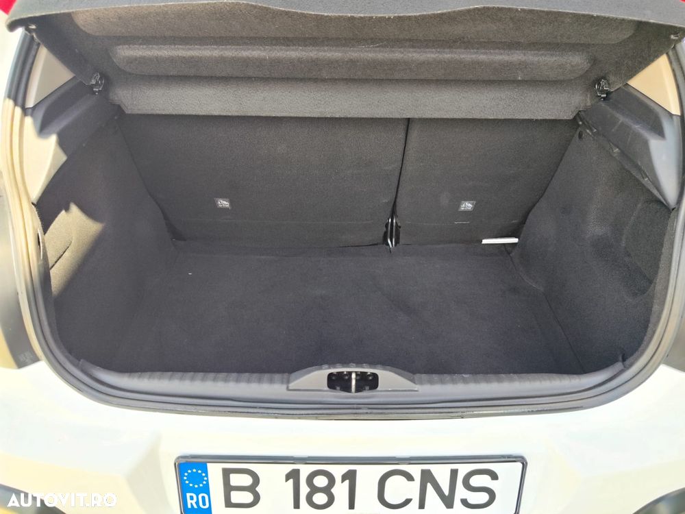Citroën C3 1.2 PureTech BVM Shine - 6