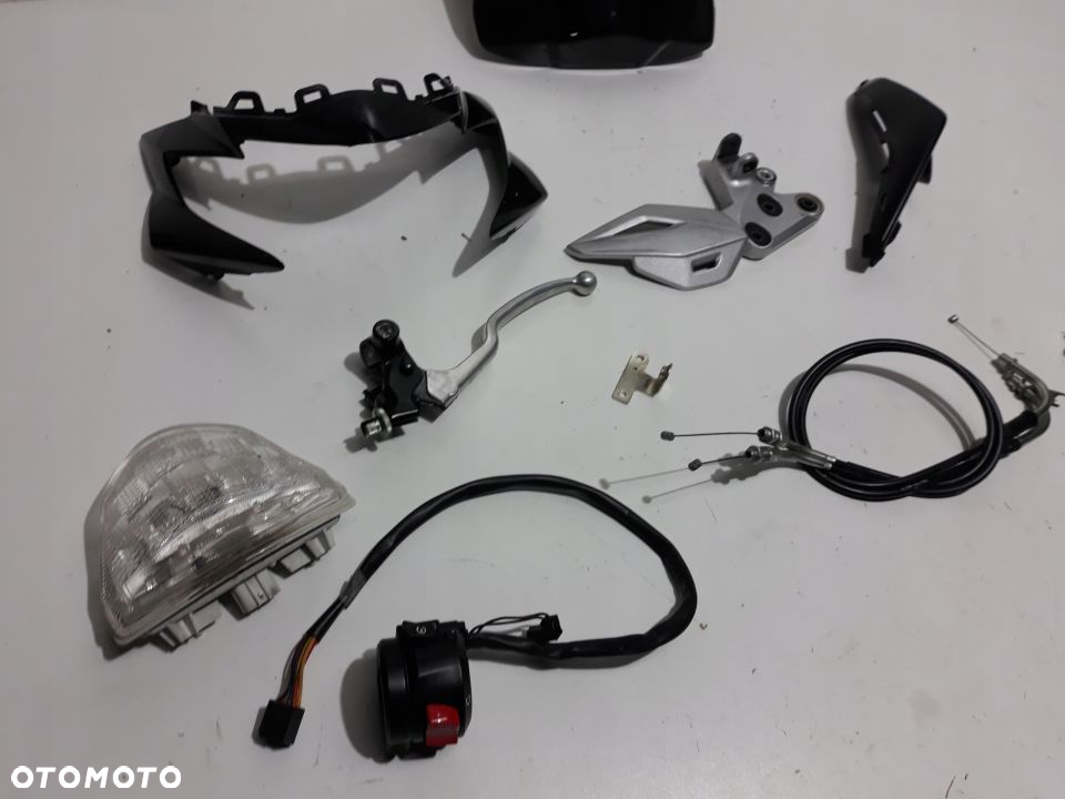 SUZUKI GSR 750 CZASZA OWIEWKA NAKŁADKA SET LINKI - 2