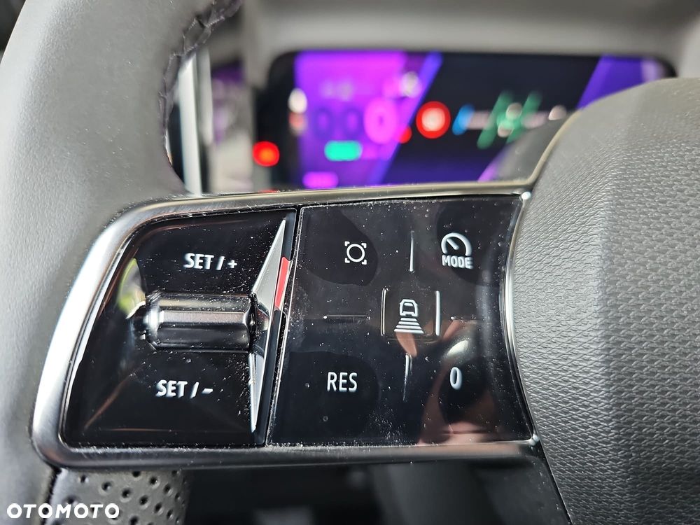 Renault 4 E-Tech 52kWh Comfort Range Techno - 16