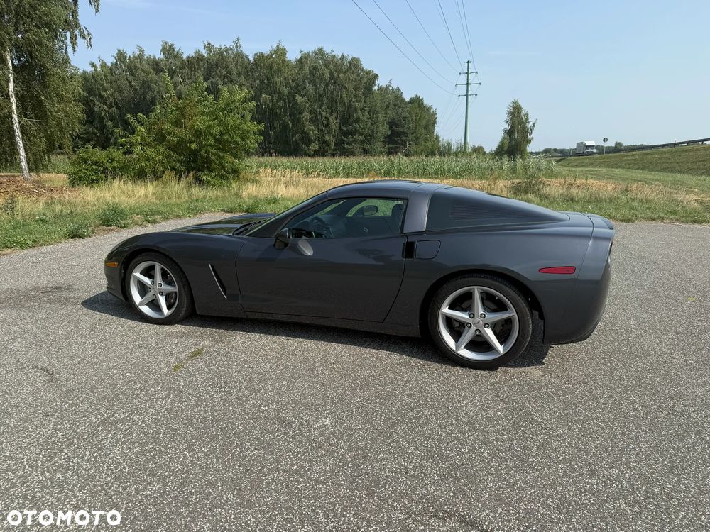 Chevrolet Corvette - 6