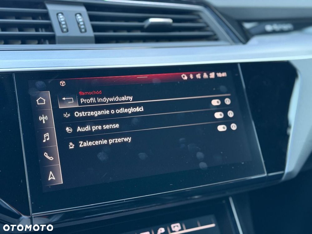 Audi e-tron 55 Quattro S Line - 38
