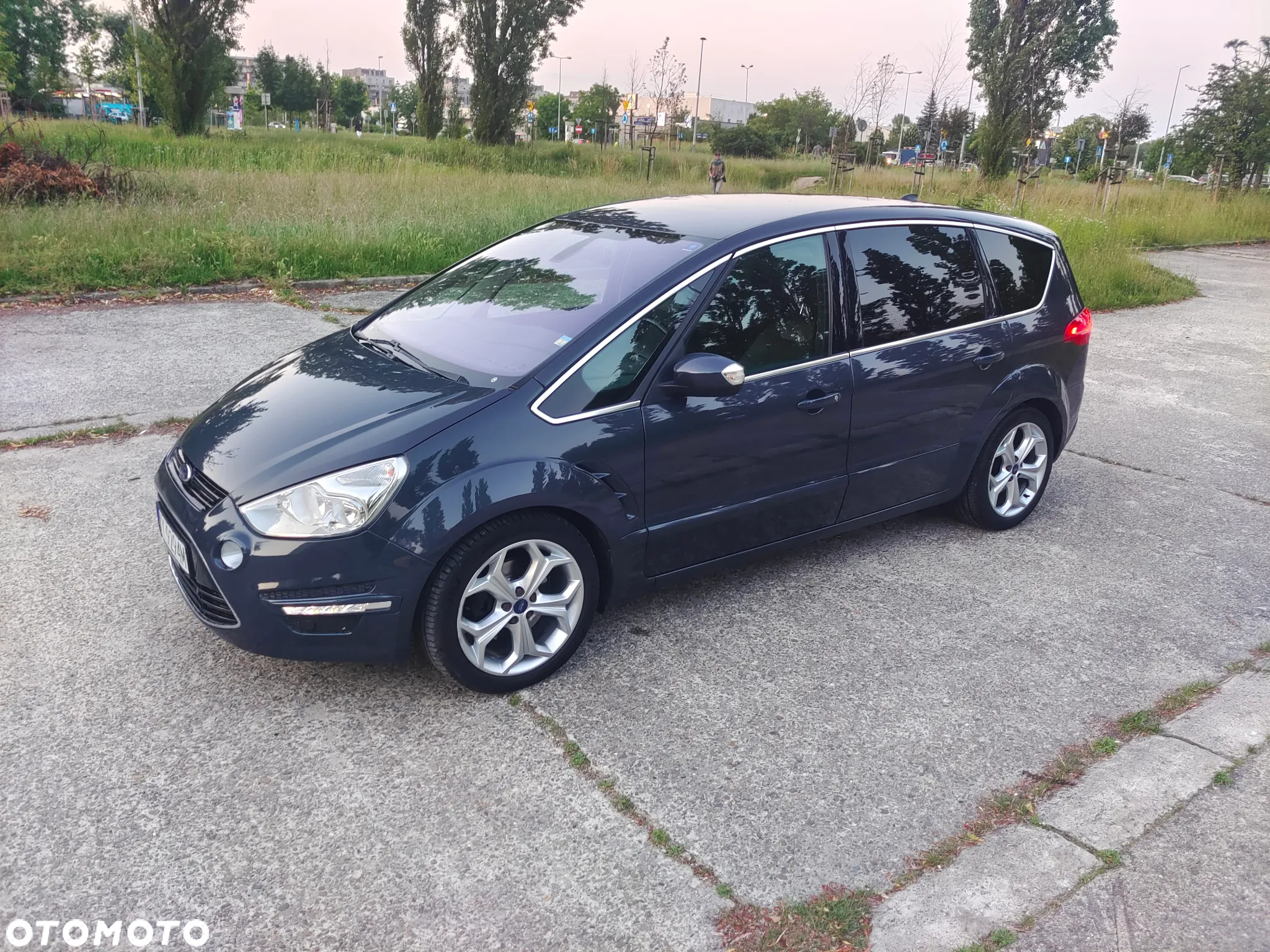 Ford S-Max 2.0 TDCi DPF Business Edition - 14