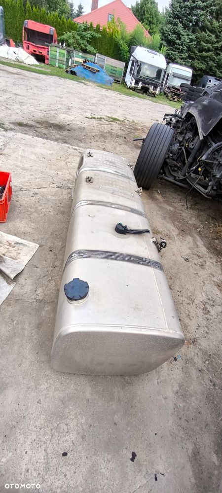 ZBIORNIK PALIWA DAF XF EURO 6 845 litrów - 3