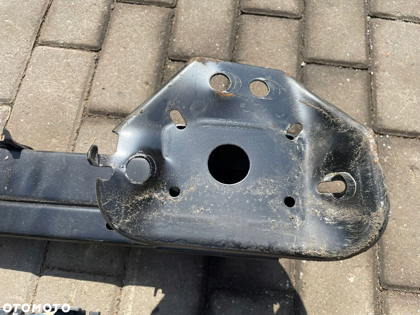 RENAULT MEGANE V E-TECH BELKA ZDERZAKA TYŁ ŚLIZGI - 5