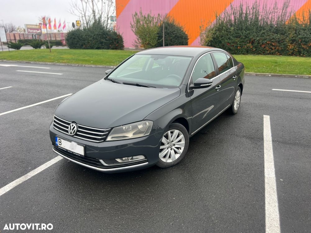 Volkswagen Passat 2.0 TDI Blue TDI Comfortline - 1