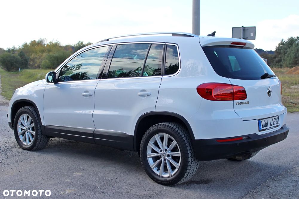 Volkswagen Tiguan - 5