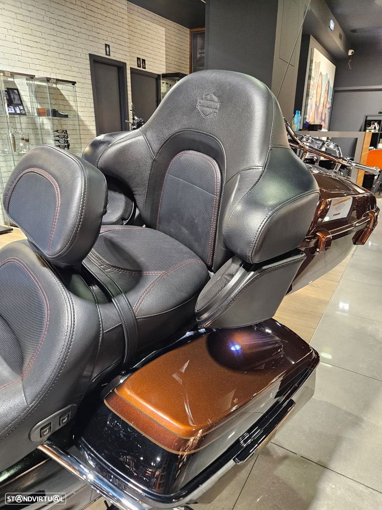 Harley-Davidson Ultra Limited CVO - 13