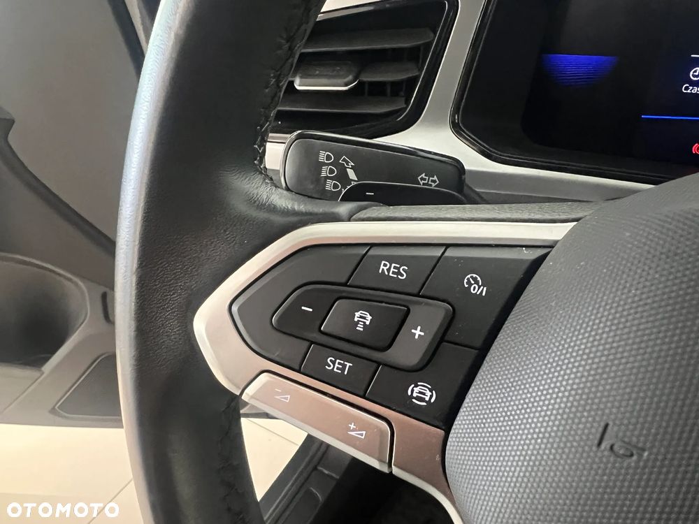 Volkswagen T-Roc 1.5 TSI Life DSG - 21