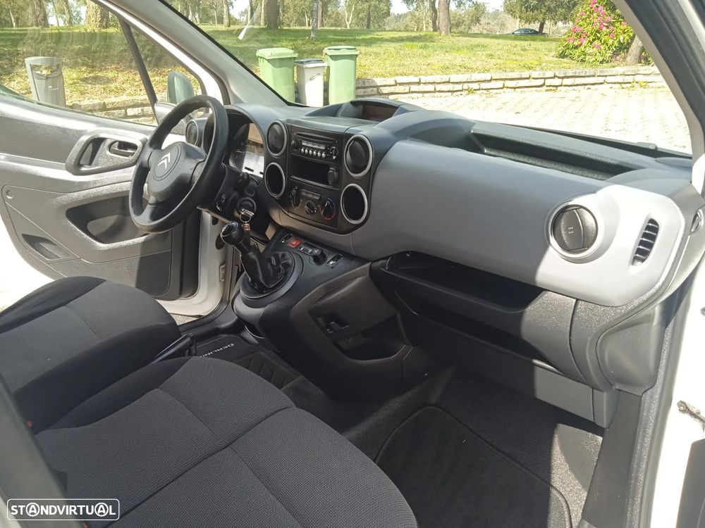 Citroën Berlingo XL (Longa) 1.6 Hdi 100cv 3 lugares 5 portas - 42