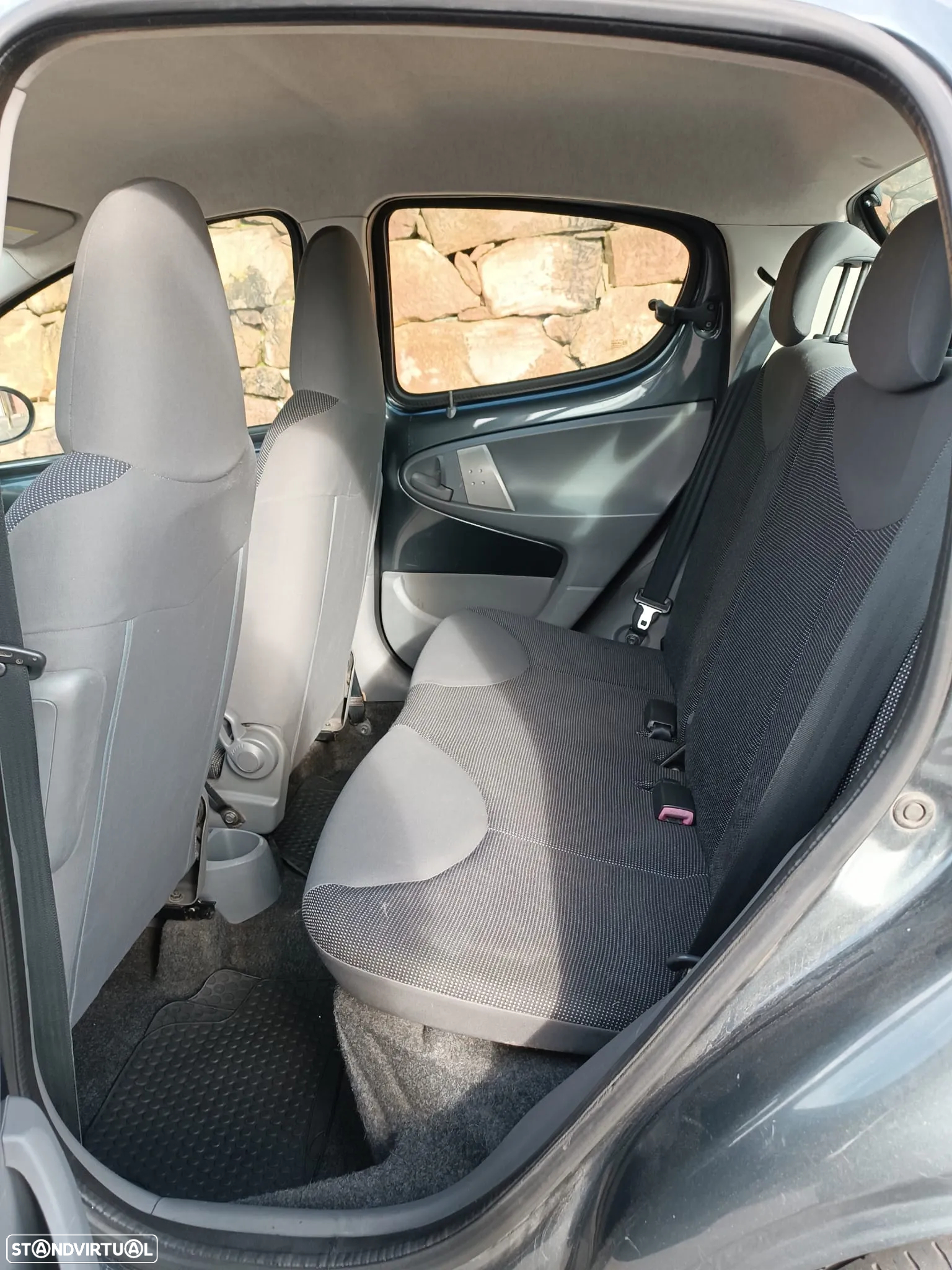 Peugeot 107 1.0 Trendy - 10