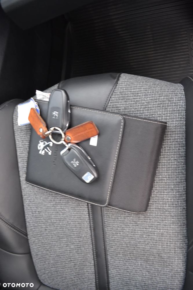 Peugeot 3008 - 21