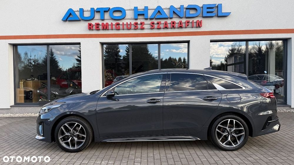 Kia ProCeed - 15