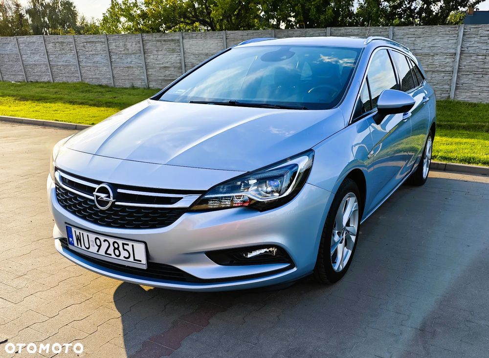 Opel Astra 1.6 CDTI Dynamic S&S - 11