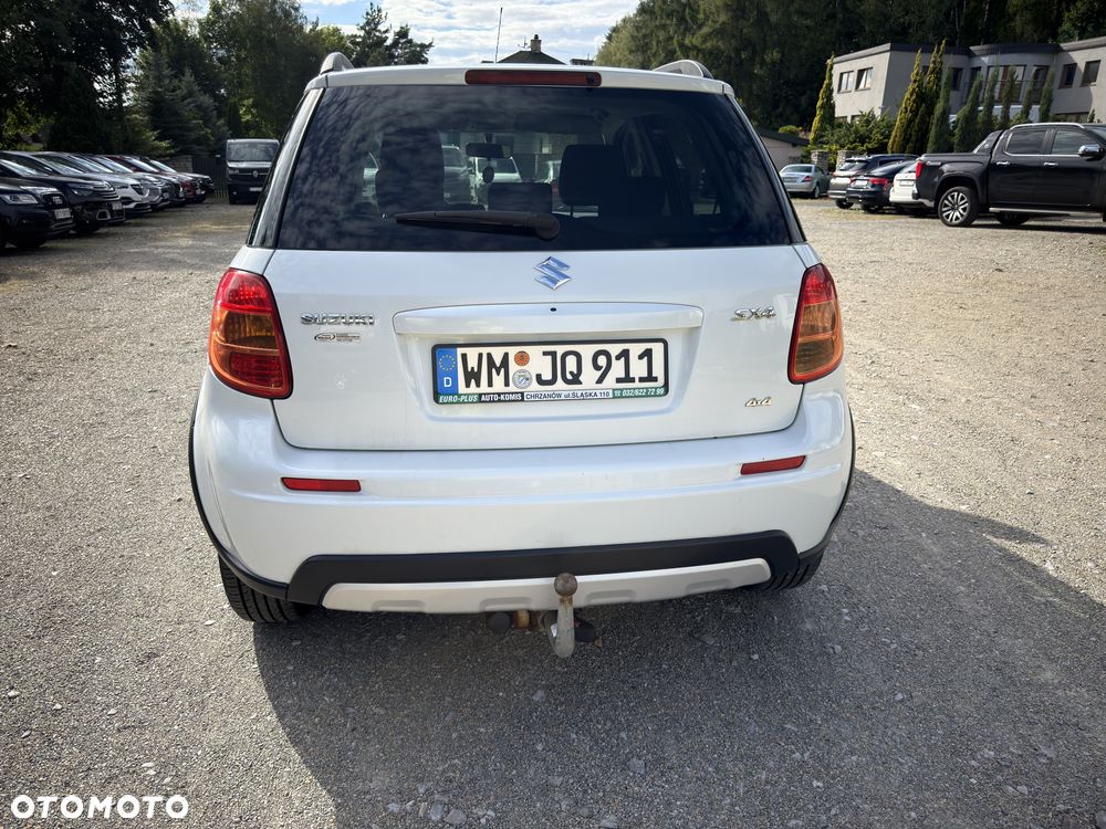 Suzuki SX4 Classic 1.6 VVT 4x4 Comfort - 5