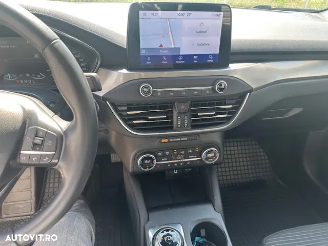 Ford Focus 1.0 EcoBoost MHEV Titanium - 18