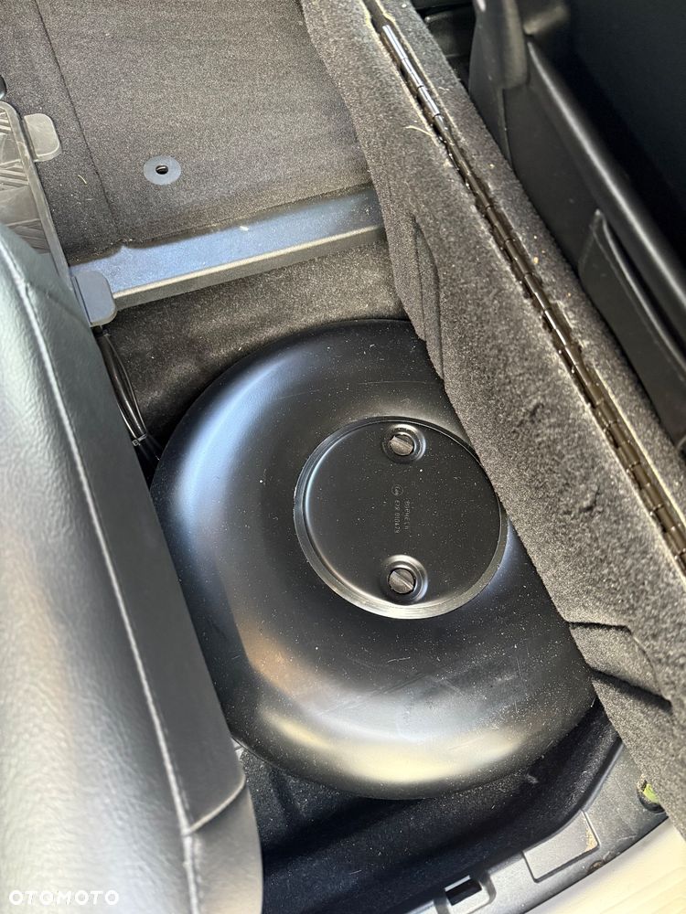 Chrysler Pacifica - 32