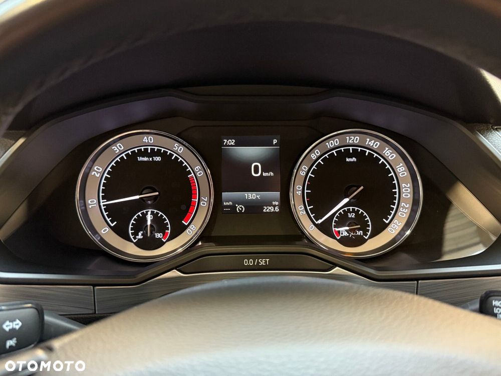 Skoda Superb 1.5 TSI Ambition DSG - 29