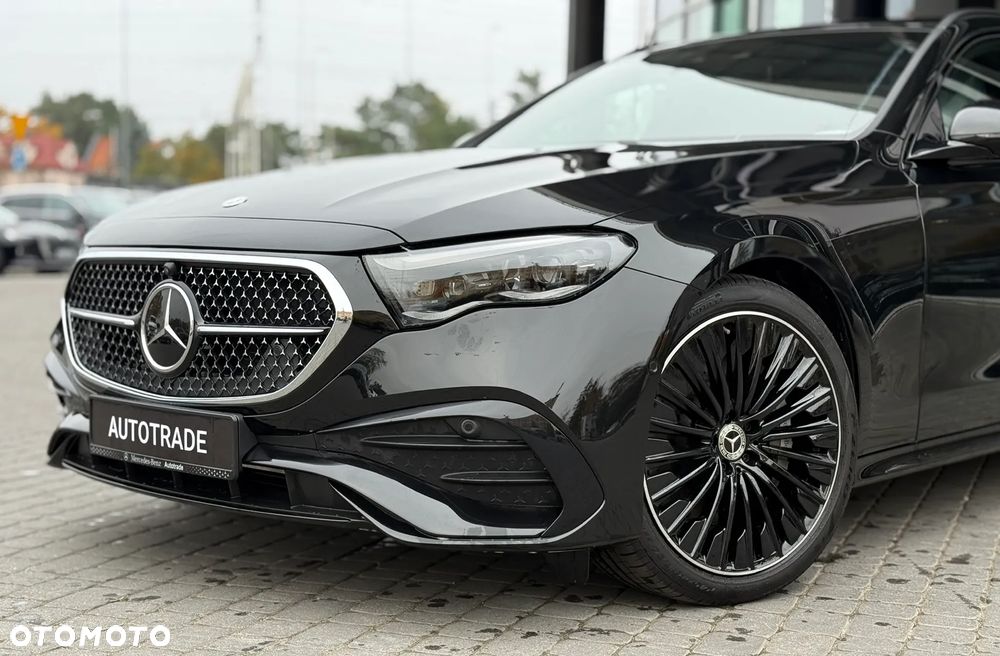 Mercedes-Benz Klasa E 220 d 4Matic 9G-TRONIC Edition AMG Line - 3
